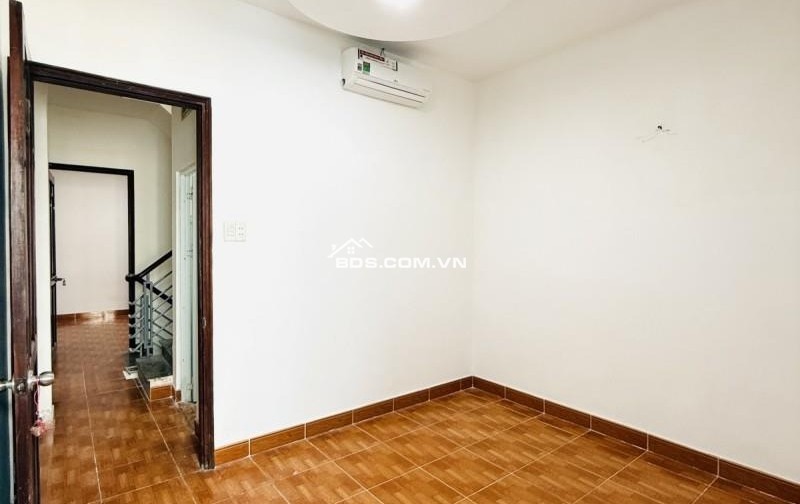 BÁN NHÀ 4 TẦNG CMT8, Q10 – diện tích S 38M² giá chỉ NHỈNH 6 TỶ